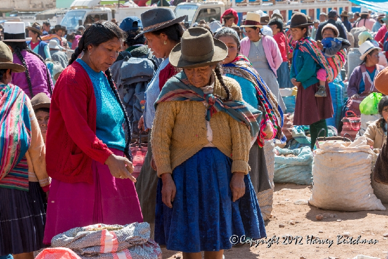 2203 Quechua women, Local market, Urubamba, Peru.jpg